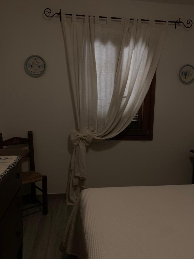 Bed and Breakfast Brezza Di Mare Сан-Теодоро Екстер'єр фото