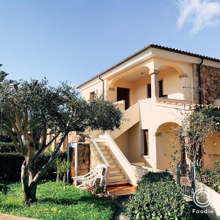 Bed and Breakfast Brezza Di Mare Сан-Теодоро Екстер'єр фото