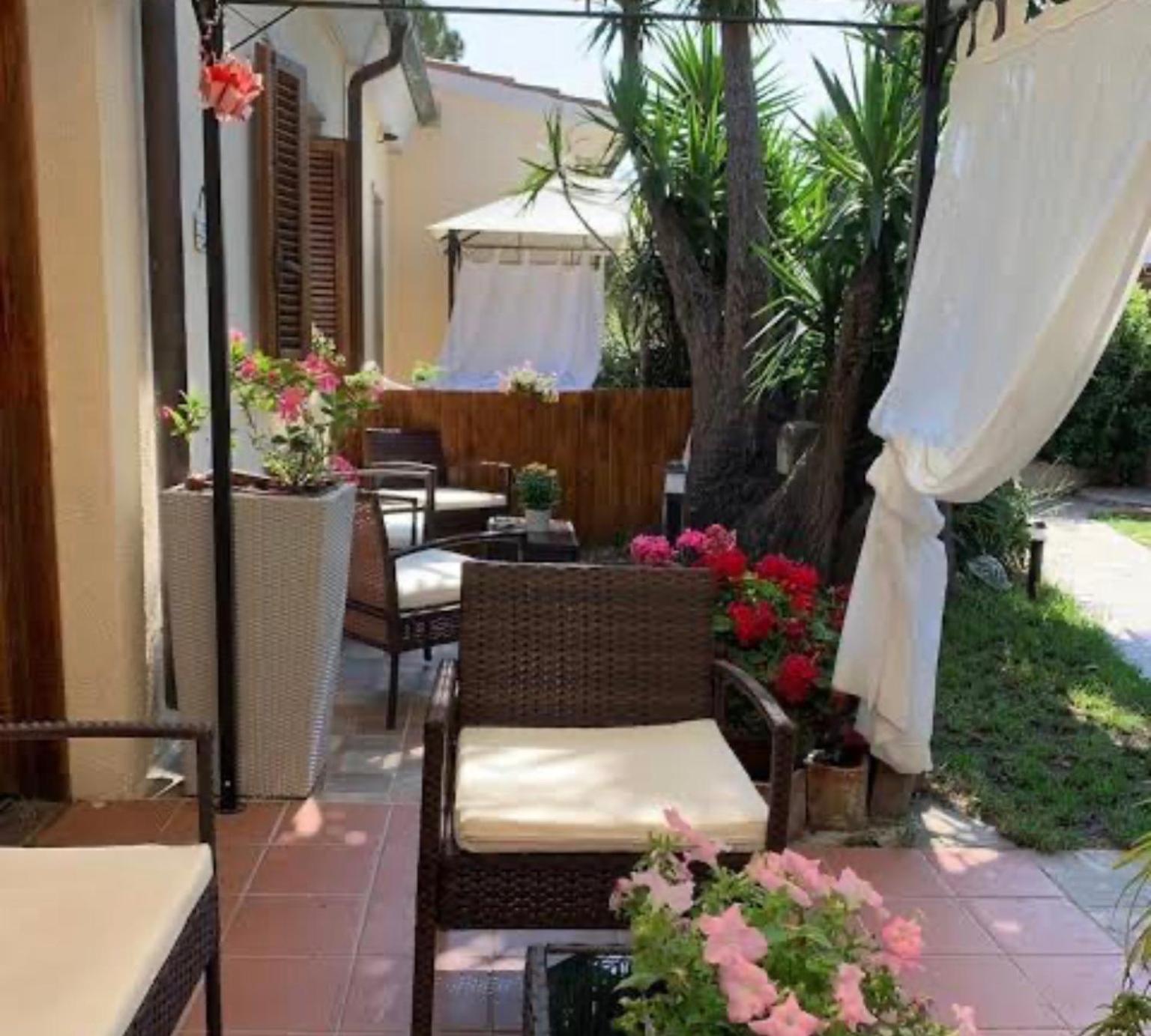 Bed and Breakfast Brezza Di Mare Сан-Теодоро Екстер'єр фото