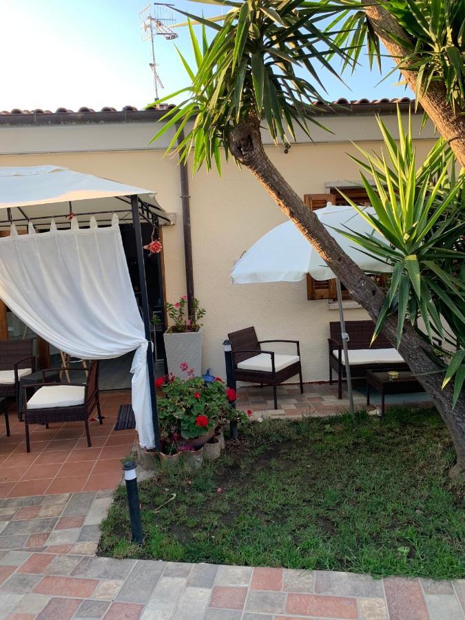 Bed and Breakfast Brezza Di Mare Сан-Теодоро Екстер'єр фото